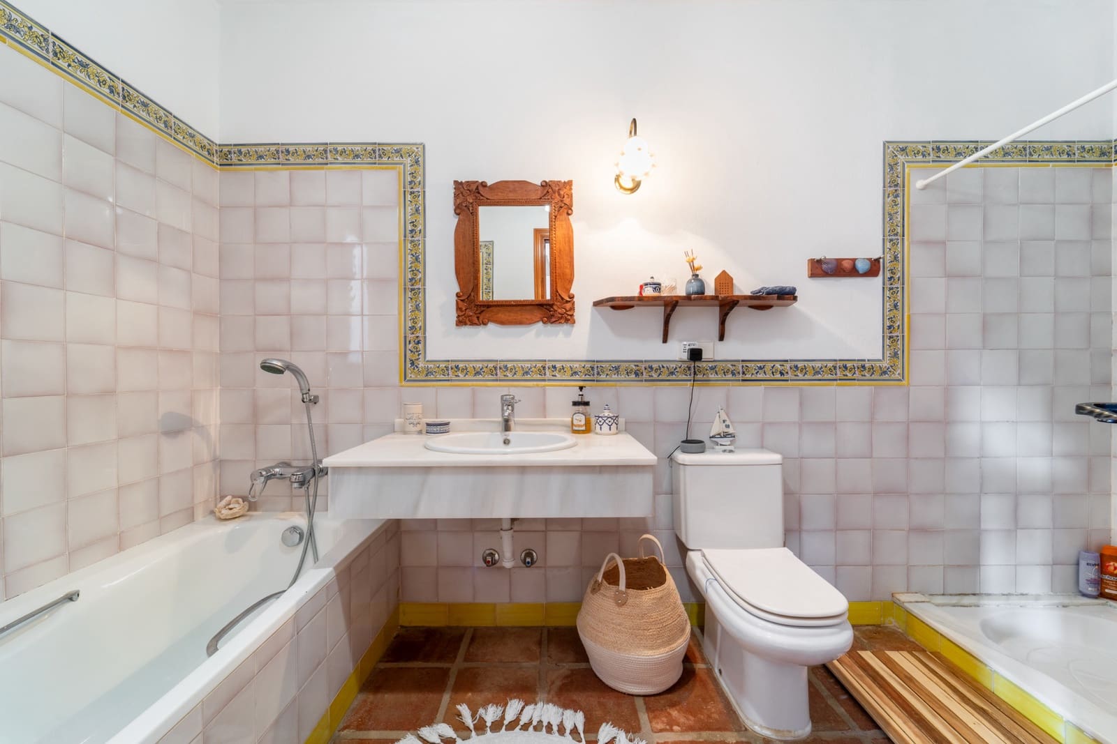 7 makuuhuone Huvila myytävänä paikassa Marbella mukana uima-altaan 
autotalli - 1 995 000 € (Ref: 9719773)