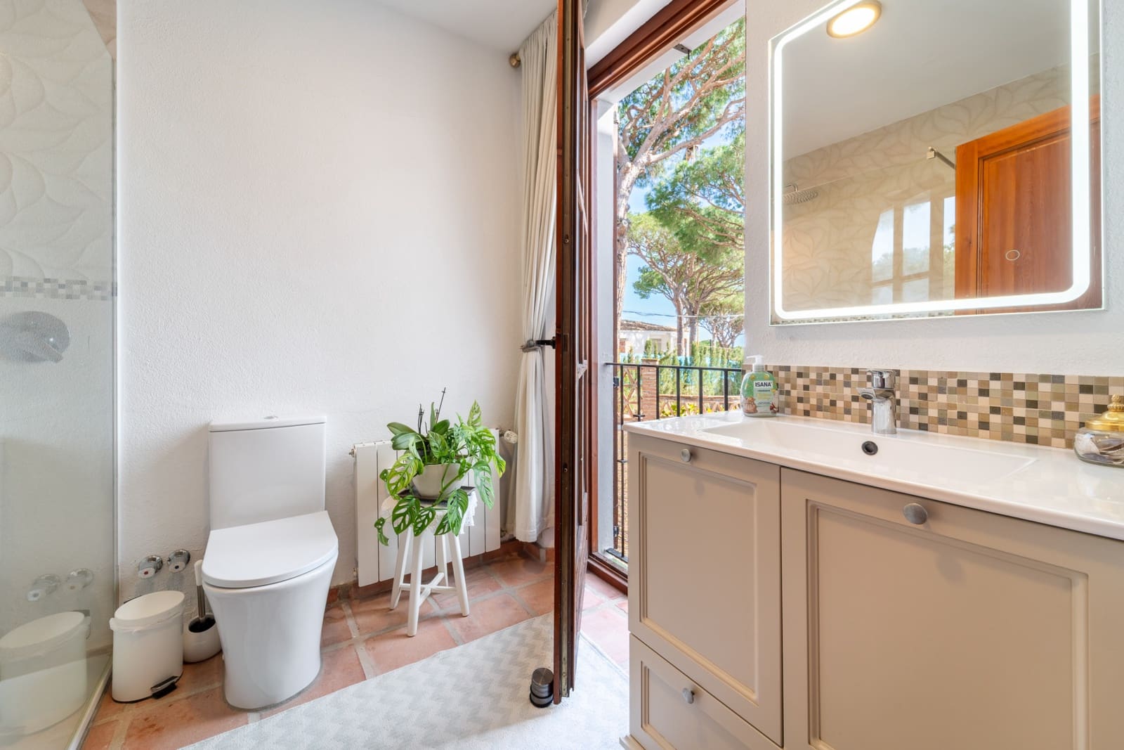 7 makuuhuone Huvila myytävänä paikassa Marbella mukana uima-altaan 
autotalli - 1 995 000 € (Ref: 9719773)