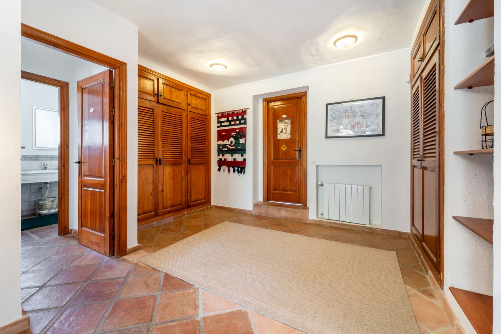 7 makuuhuone Huvila myytävänä paikassa Marbella mukana uima-altaan 
autotalli - 1 995 000 € (Ref: 9719773)