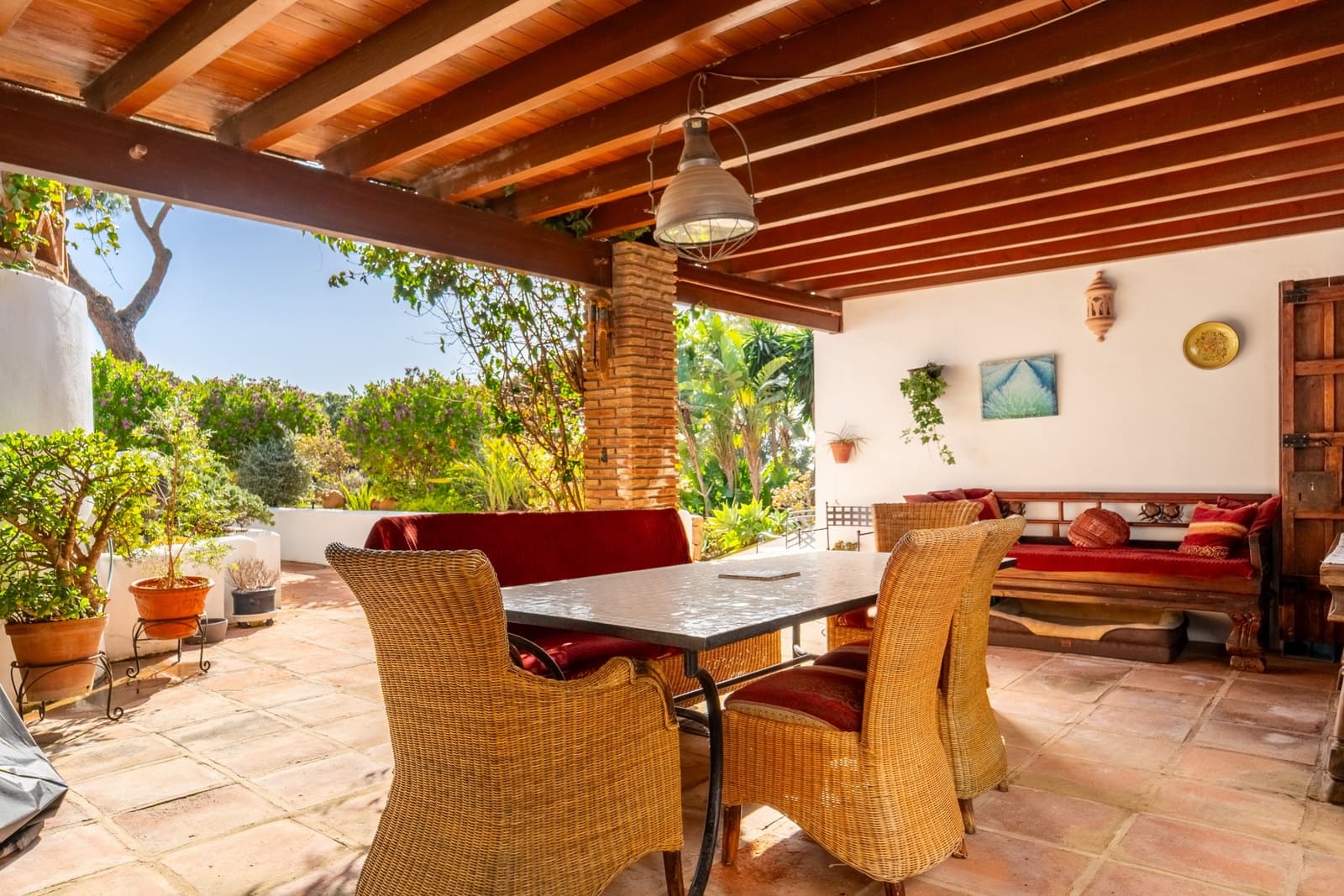 7 makuuhuone Huvila myytävänä paikassa Marbella mukana uima-altaan 
autotalli - 1 995 000 € (Ref: 9719773)