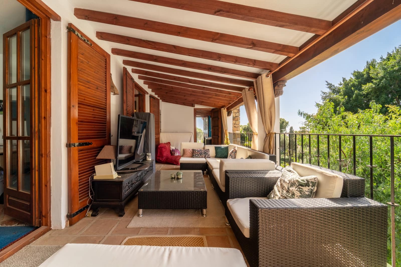 7 bedroom Villa for sale in Marbella with pool garage - € 1,995,000 (Ref: 9719773)