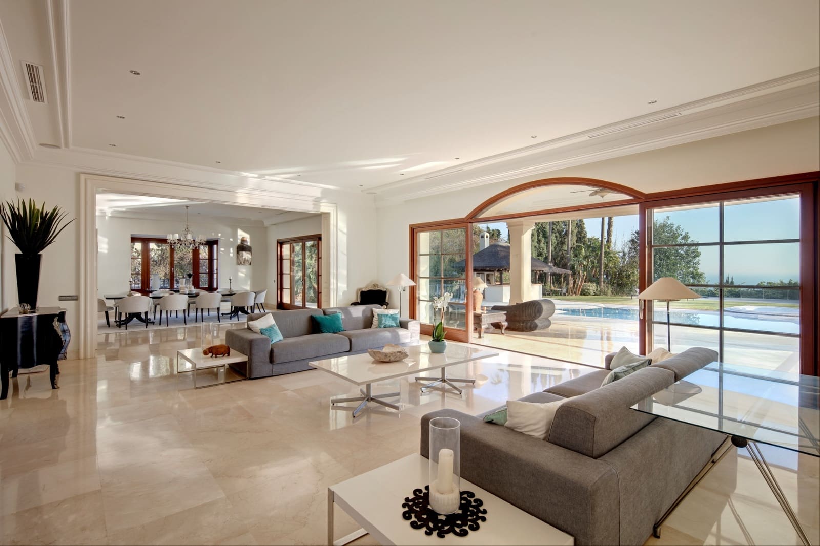 5 bedroom Villa for sale in Marbella with pool garage - € 8,500,000 (Ref: 9719774)