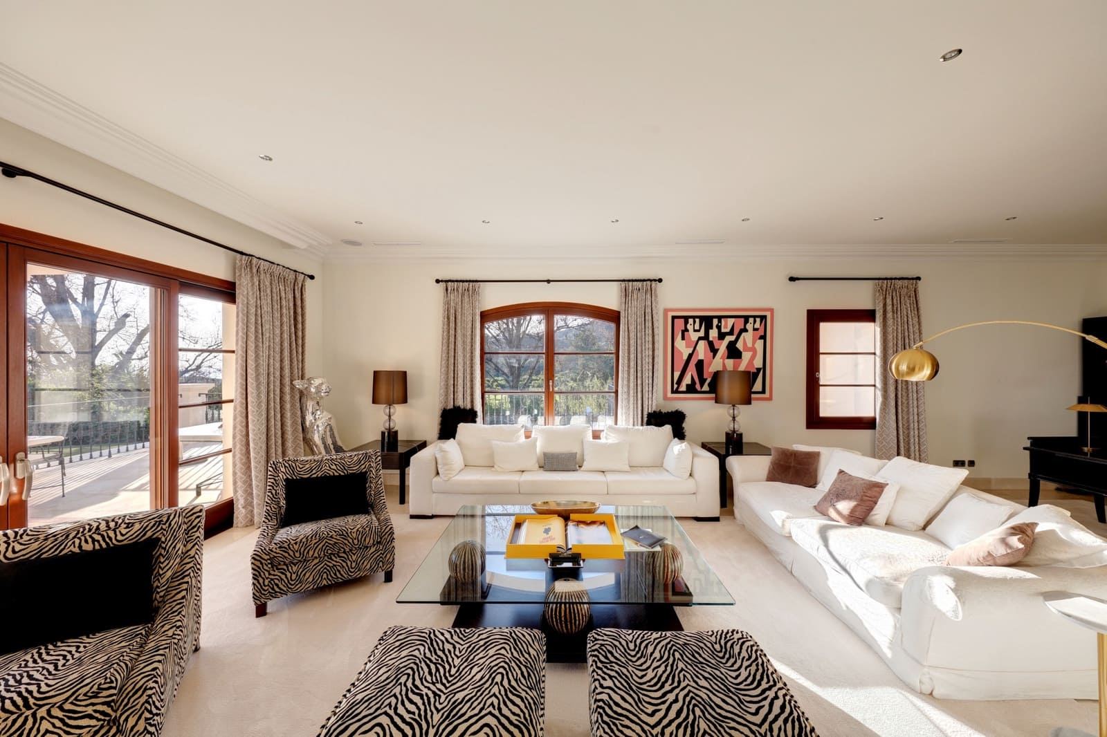 5 bedroom Villa for sale in Marbella with pool garage - € 8,500,000 (Ref: 9719774)