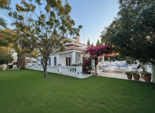 8 soveværelse Villa til salg i Ojen med swimmingpool - € 1.350.000 (Ref: 9721488)