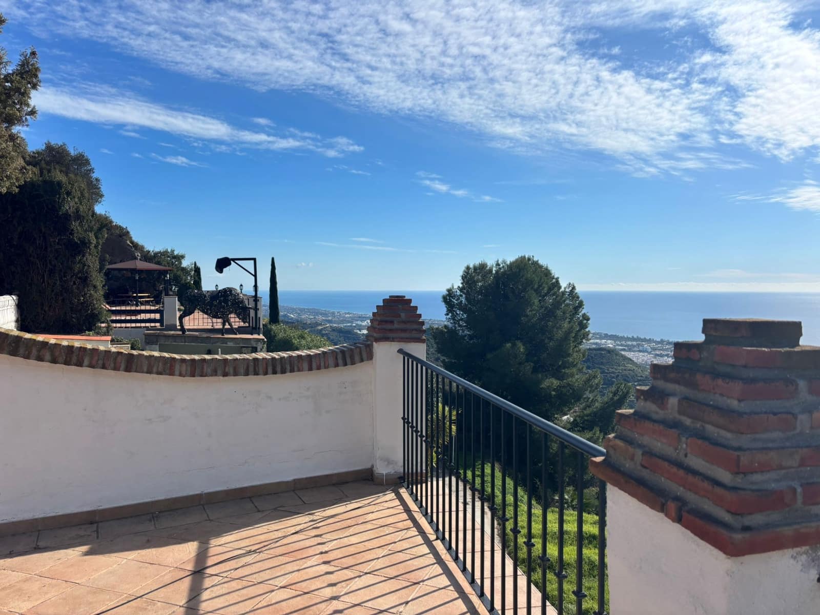 8 bedroom Villa for sale in Ojen with pool - € 1,350,000 (Ref: 9721488)