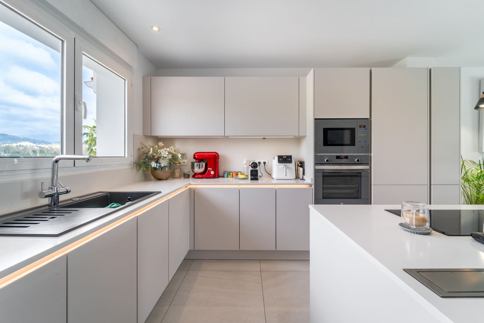 3 camera da letto Casa in vendita in El Paraiso con piscina garage - 595.000 € (Rif: 9721491)