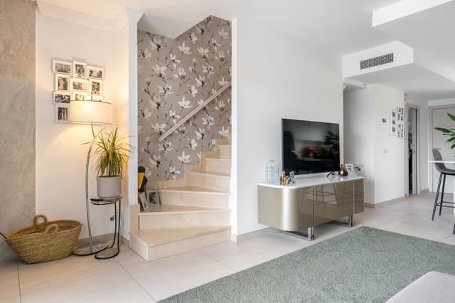 3 camera da letto Casa in vendita in El Paraiso, Estepona con piscina garage - 595.000 € (Rif: 9721491)