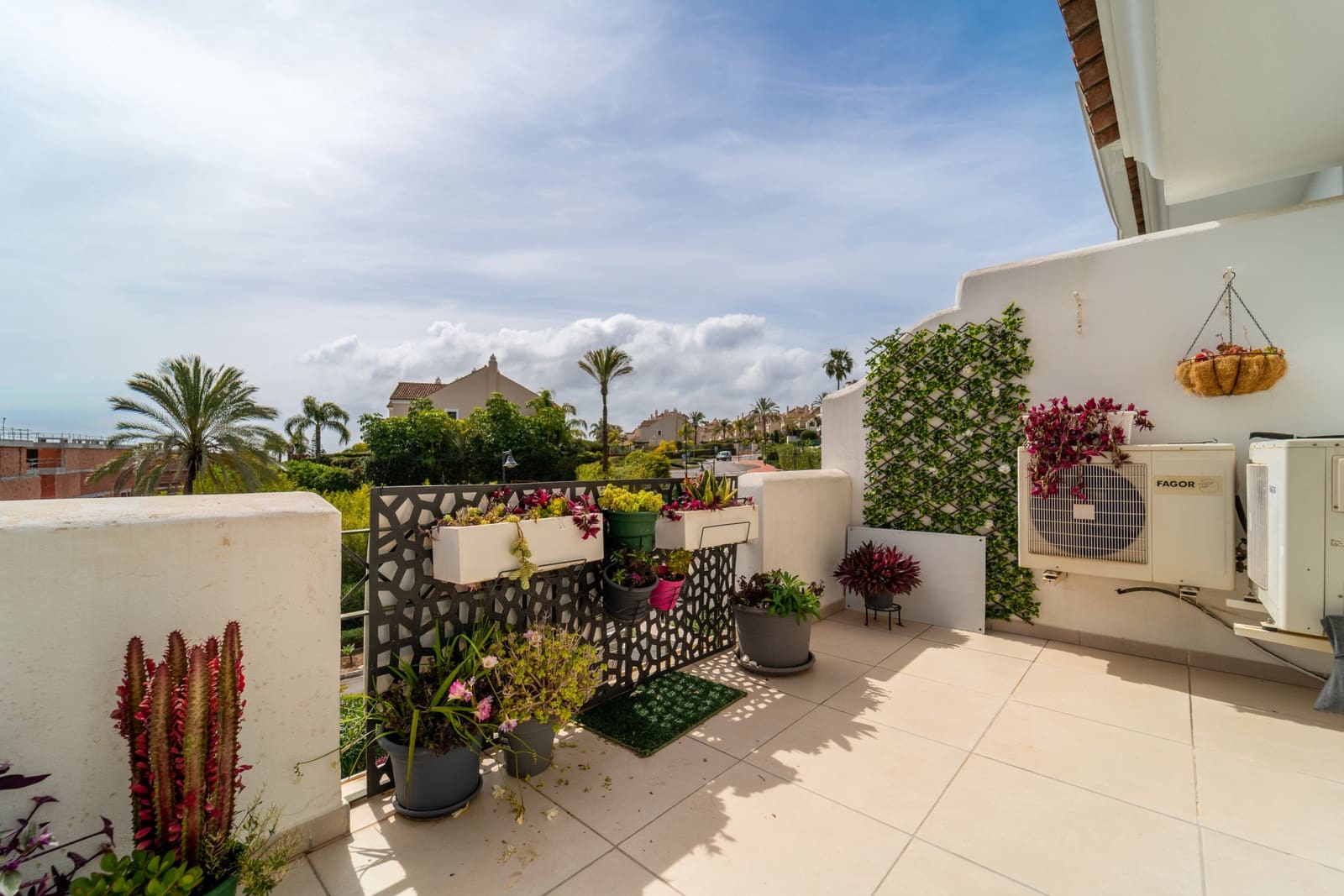 3 camera da letto Casa in vendita in El Paraiso con piscina garage - 595.000 € (Rif: 9721491)