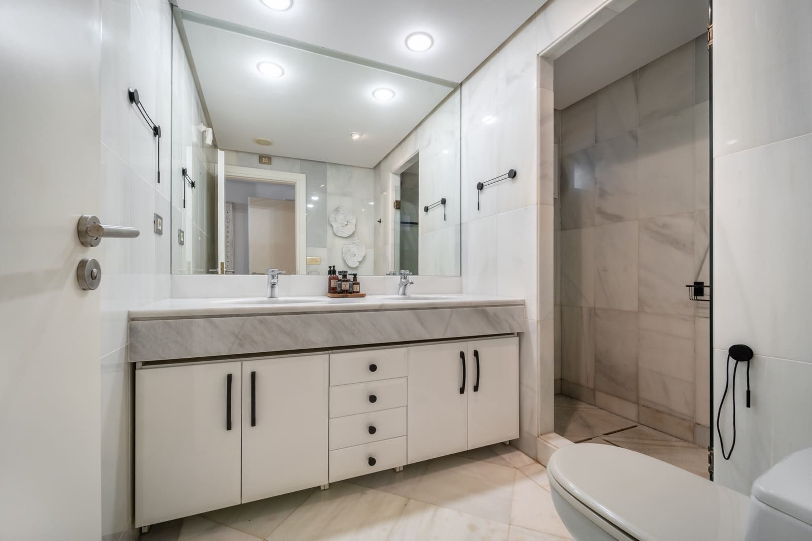 3 Zimmer Apartment zu verkaufen in Marbella mit Pool Garage - 4.250.000 € (Ref: 9721492)