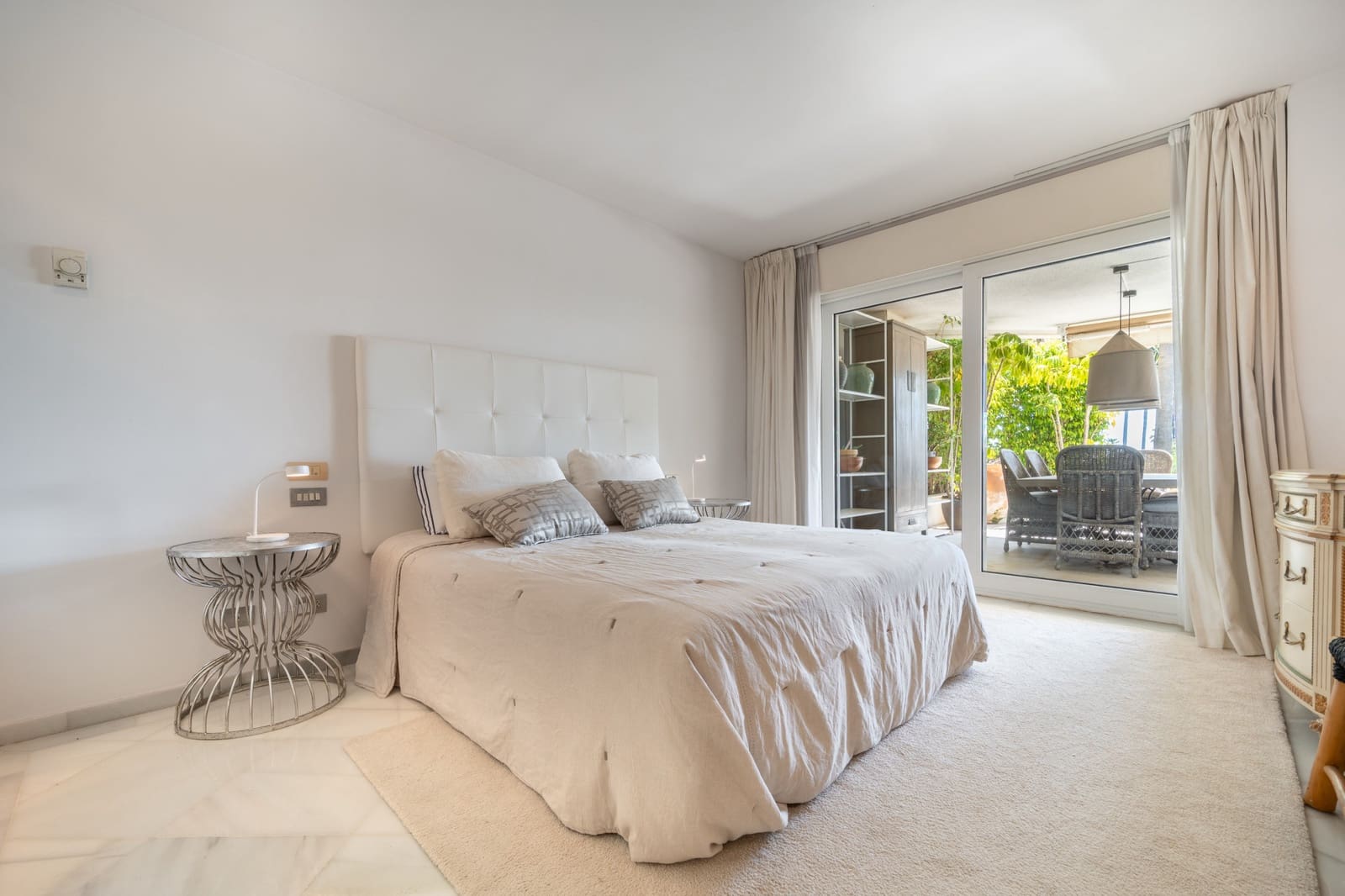 3 Zimmer Apartment zu verkaufen in Marbella mit Pool Garage - 4.250.000 € (Ref: 9721492)