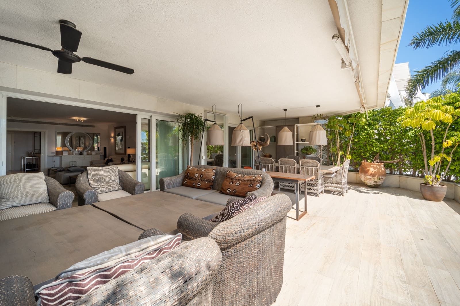 3 Zimmer Apartment zu verkaufen in Marbella mit Pool Garage - 4.250.000 € (Ref: 9721492)