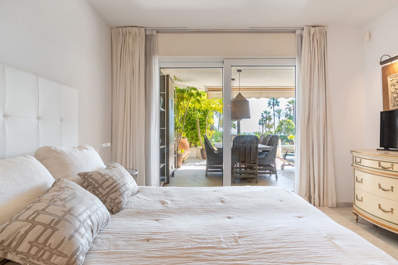 3 Zimmer Apartment zu verkaufen in Marbella mit Pool Garage - 4.250.000 € (Ref: 9721492)