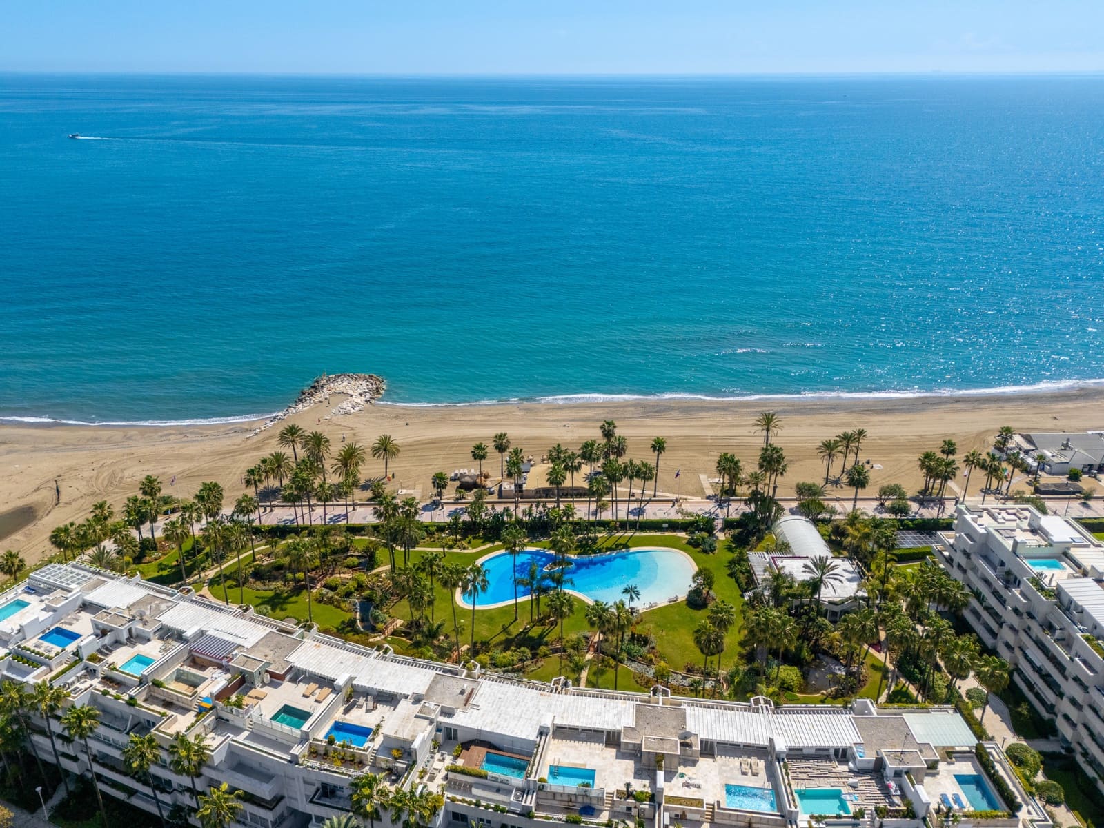 3 Zimmer Apartment zu verkaufen in Marbella mit Pool Garage - 4.250.000 € (Ref: 9721492)