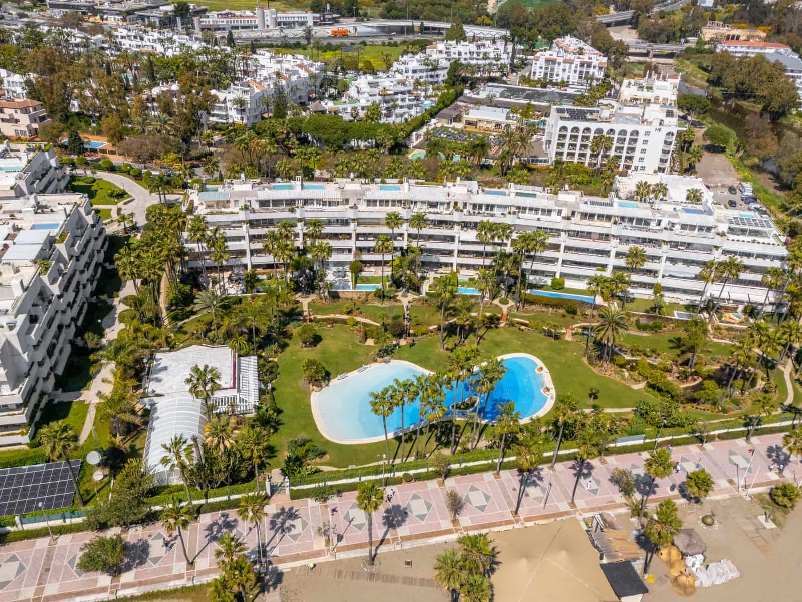 3 Zimmer Apartment zu verkaufen in Marbella mit Pool Garage - 4.250.000 € (Ref: 9721492)
