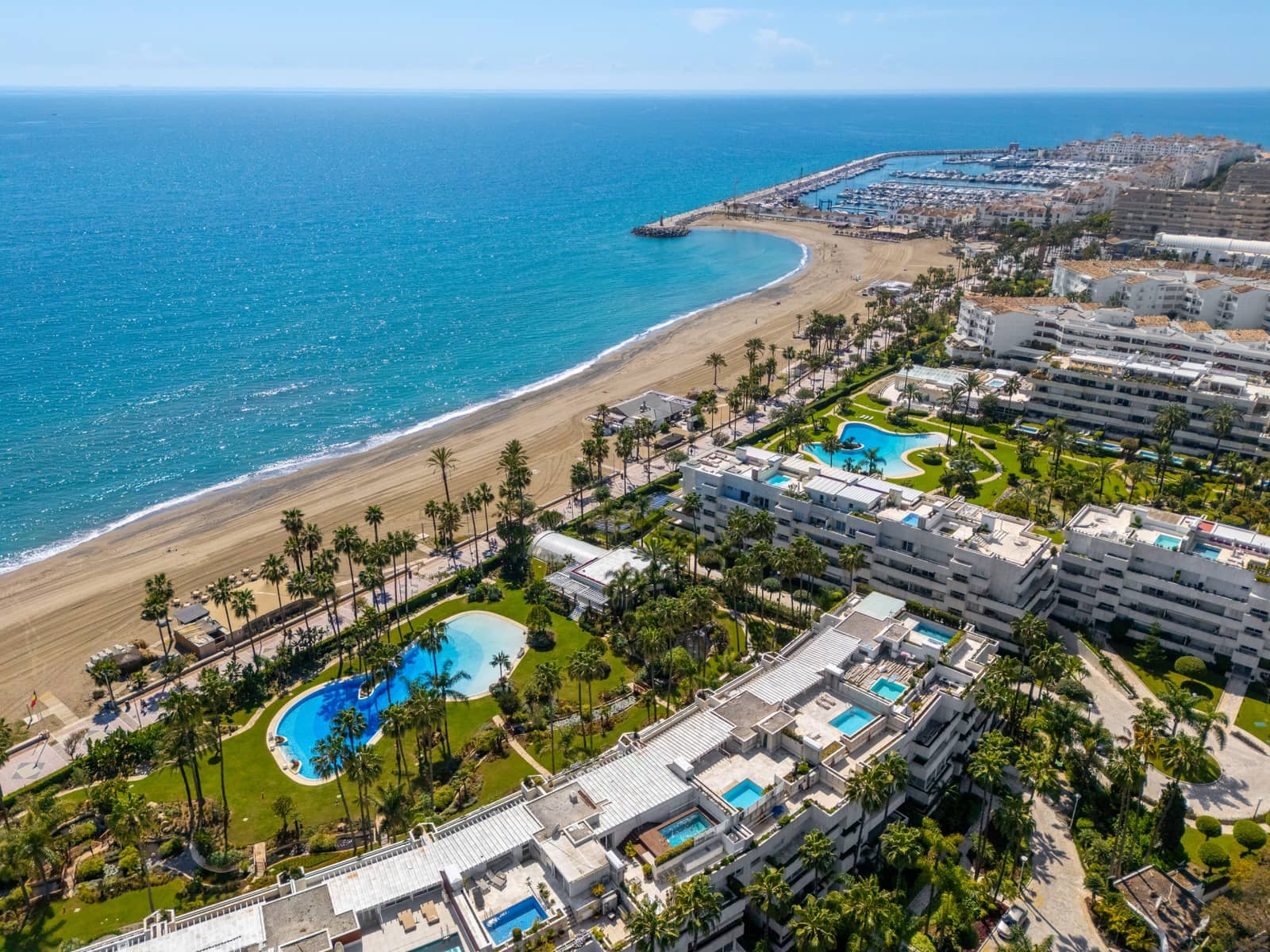 3 bedroom Apartment for sale in Marbella with pool garage - € 4,250,000 (Ref: 9721492)