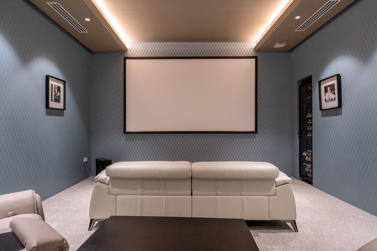 5 bedroom Villa for rent in Benahavis with pool garage - € 22,000 (Ref: 9731214)