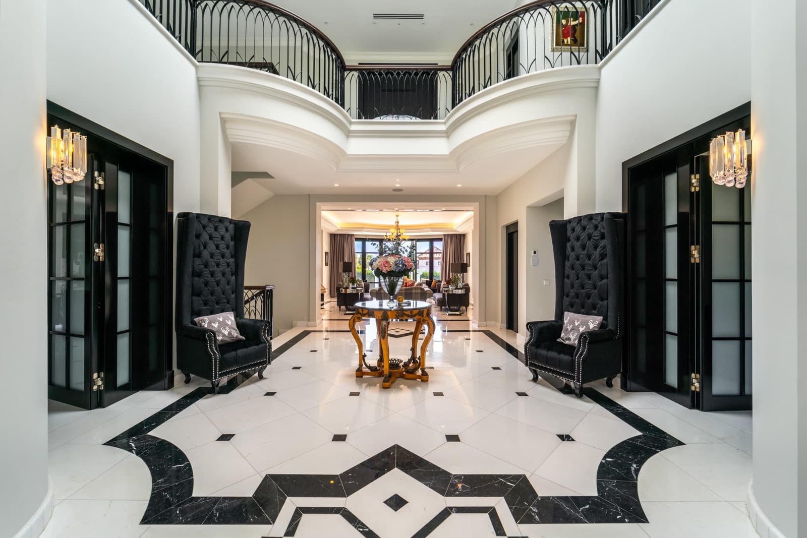 5 bedroom Villa for rent in Benahavis with pool garage - € 22,000 (Ref: 9731214)