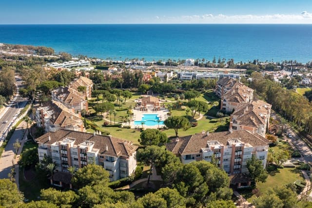 2 makuuhuone Huoneisto myytävänä paikassa Marbella mukana uima-altaan 
autotalli - 2 680 000 € (Ref: 9731897)