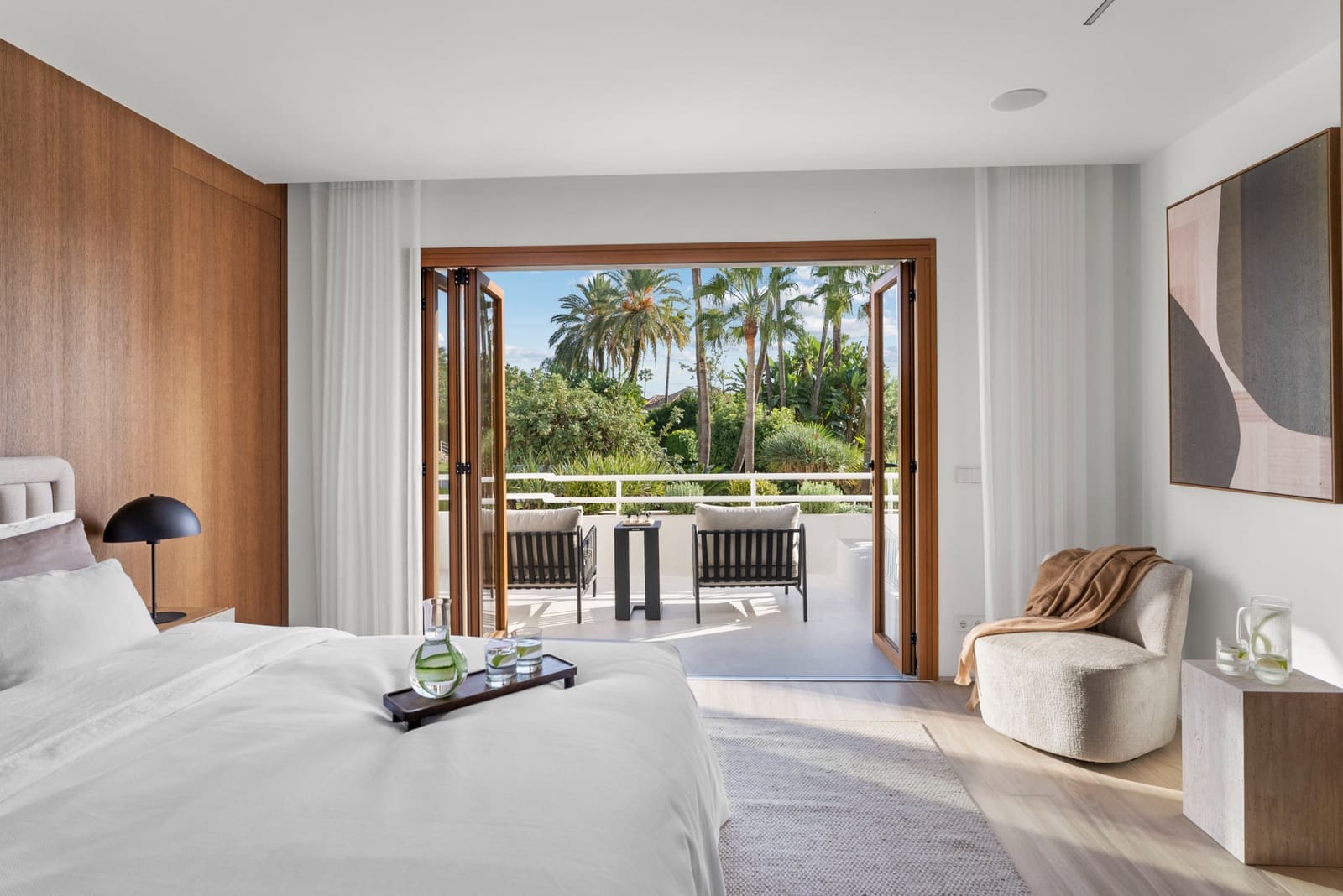 Apartamento de 4 habitaciones en Marbella en venta con piscina - 2.495.000 € (Ref: 9731899)