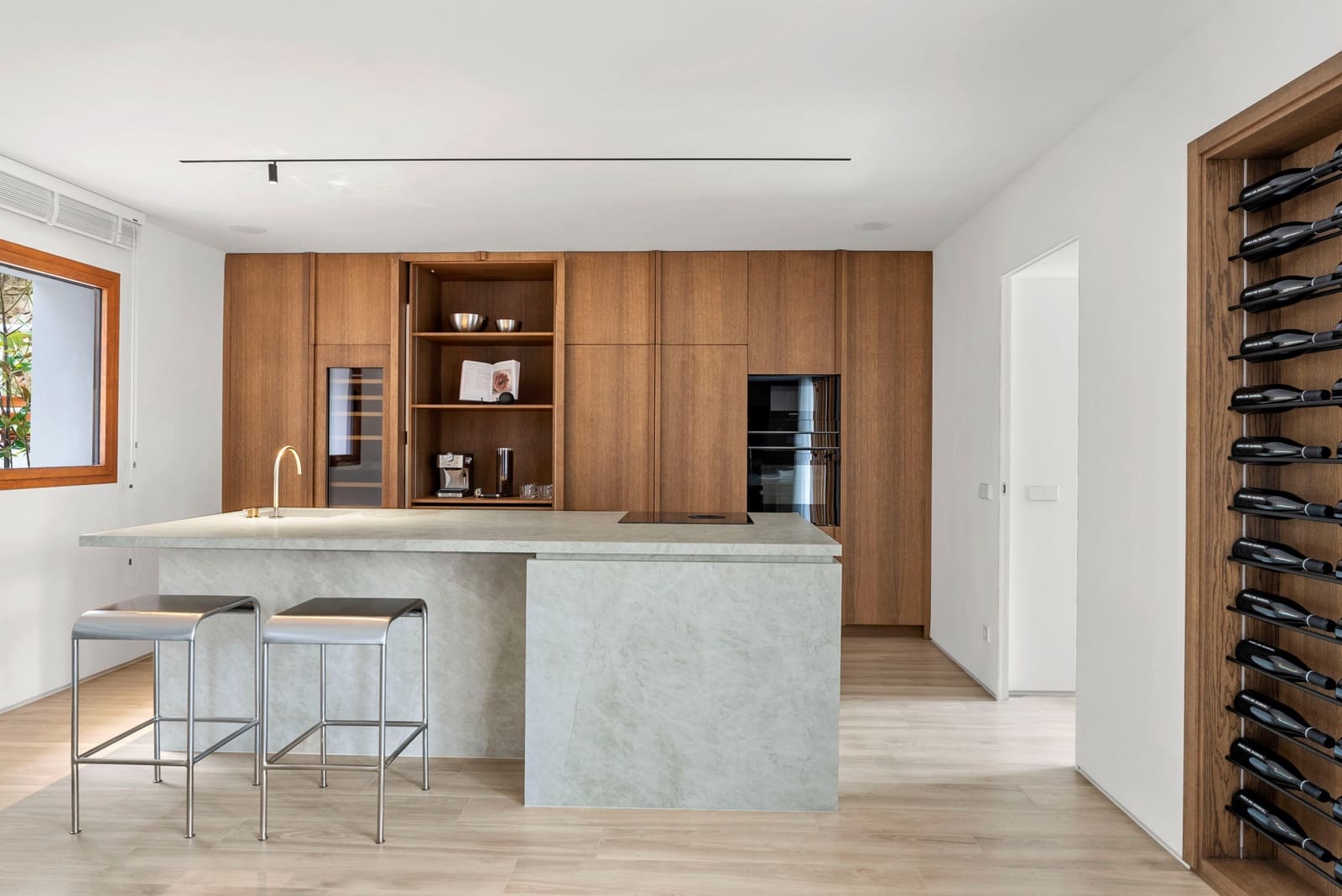 Apartamento de 4 habitaciones en Marbella en venta con piscina - 2.495.000 € (Ref: 9731899)