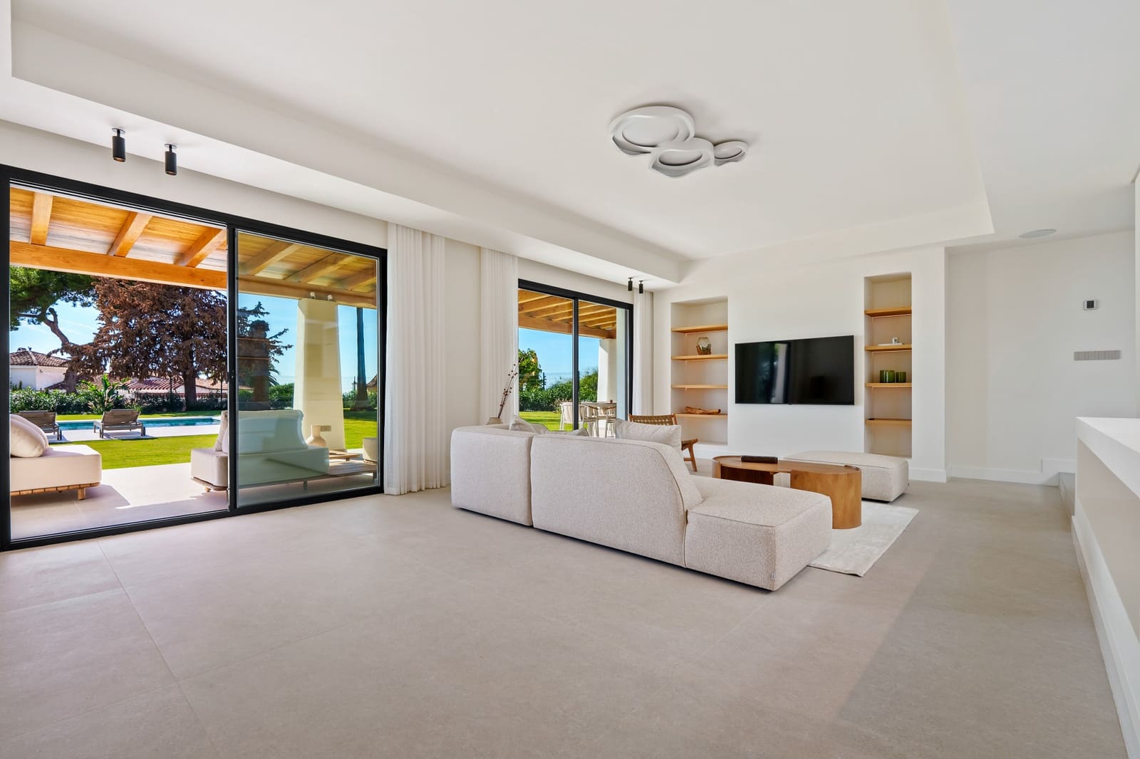 5 chambre Villa/Maison à vendre à Marbella avec piscine garage - 3 895 000 € (Ref: 9731900)