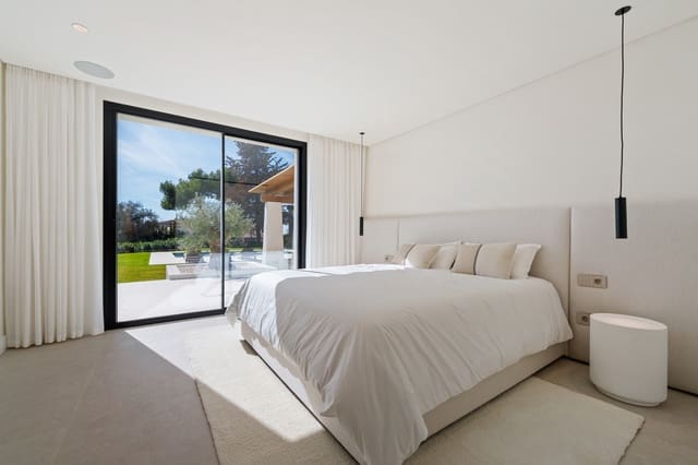 5 sypialnia Willa na sprzedaż w Marbella z basenem garażem - 3 895 000 € (Ref: 9731900)