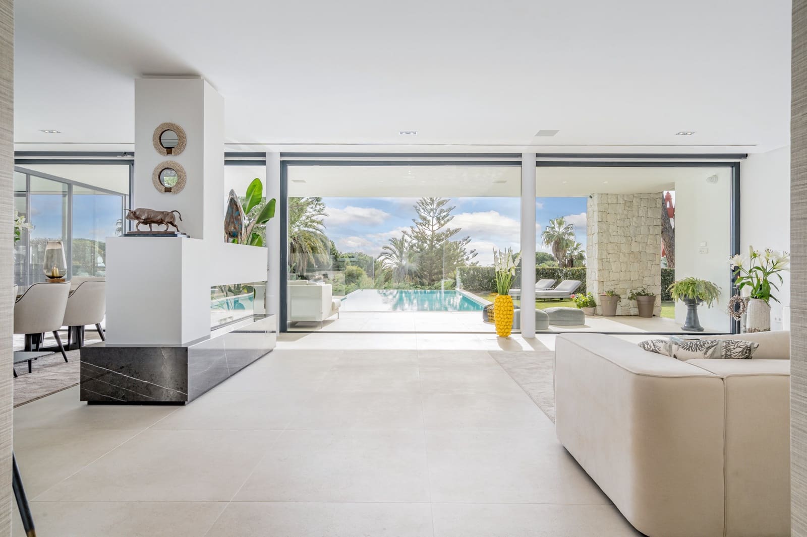 6 sypialnia Willa na sprzedaż w Marbella z basenem garażem - 6 250 000 € (Ref: 9735389)