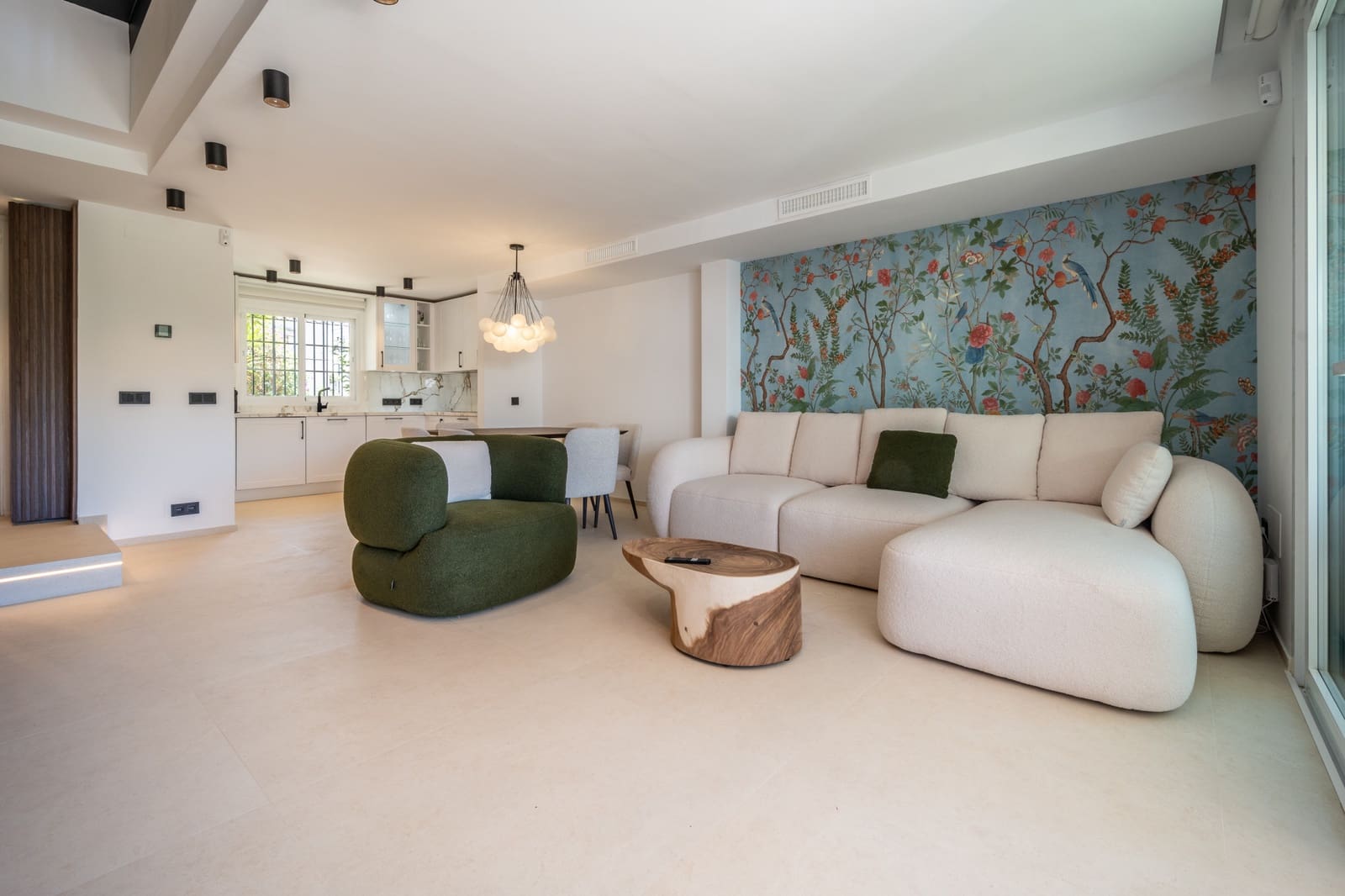 3 soveværelse Byhus til salg i Marbella med swimmingpool garage - € 1.695.000 (Ref: 9751832)