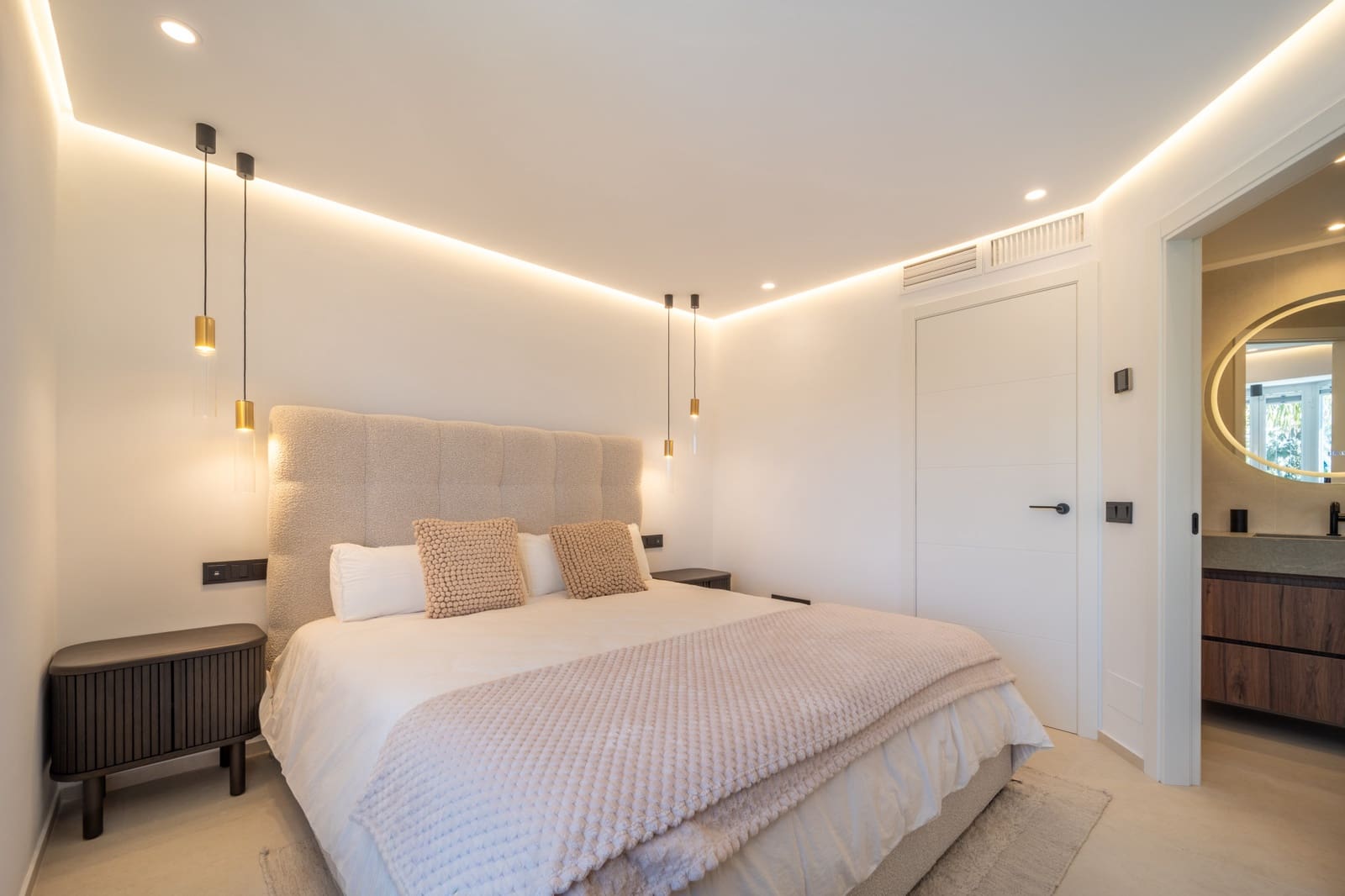 3 soveværelse Byhus til salg i Marbella med swimmingpool garage - € 1.695.000 (Ref: 9751832)