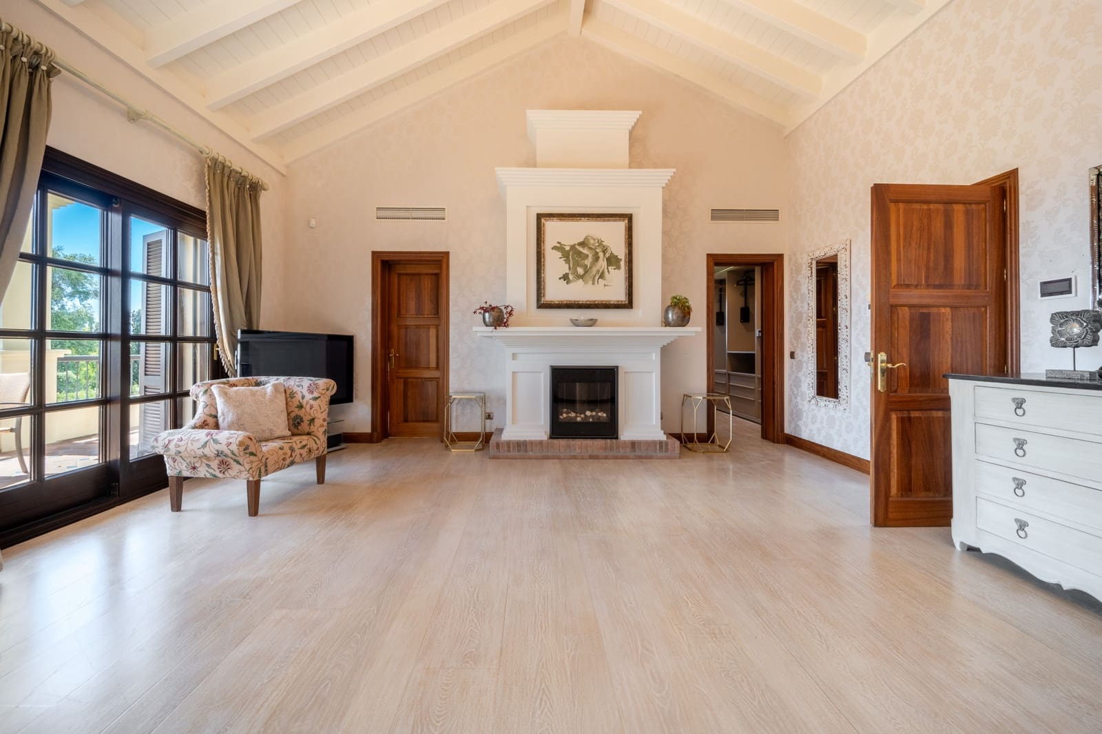 5 soveværelse Villa til leje i Marbella med swimmingpool garage - € 15.000 (Ref: 9752467)