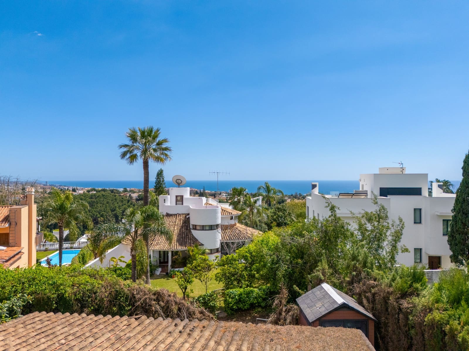 5 soveværelse Villa til leje i Marbella med swimmingpool garage - € 15.000 (Ref: 9752467)