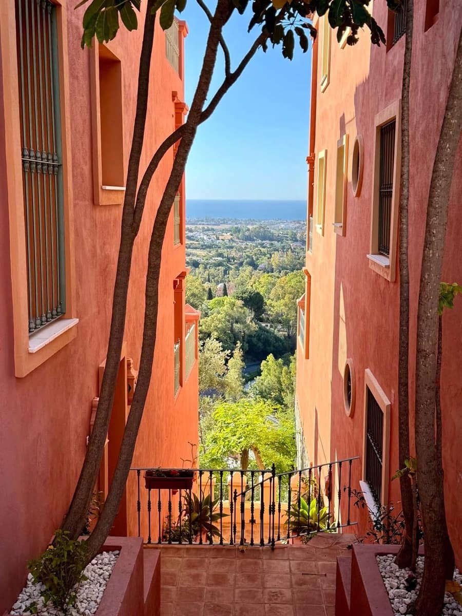 2 slaapkamer Penthouse te koop in Monte Halcones met zwembad garage - € 649.000 (Ref: 9758726)