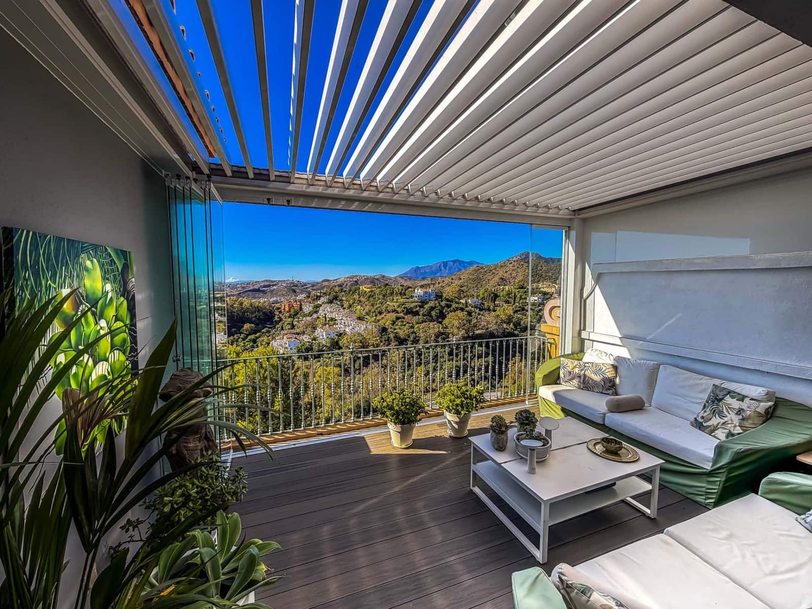 2 slaapkamer Penthouse te koop in Monte Halcones met zwembad garage - € 649.000 (Ref: 9758726)