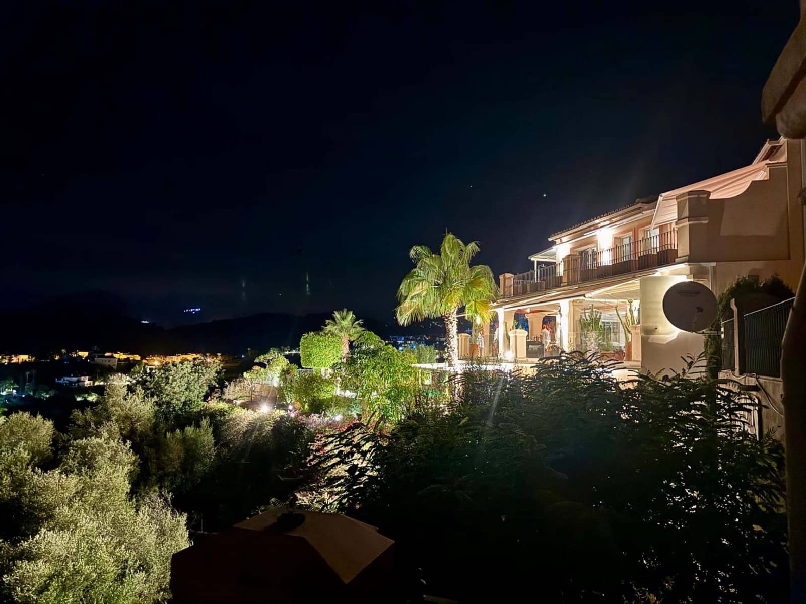 2 slaapkamer Penthouse te koop in Monte Halcones met zwembad garage - € 649.000 (Ref: 9758726)