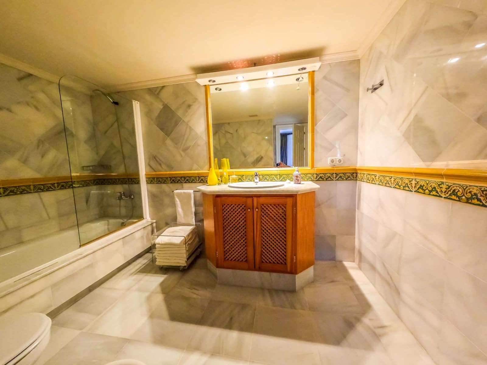 2 slaapkamer Penthouse te koop in Monte Halcones met zwembad garage - € 649.000 (Ref: 9758726)