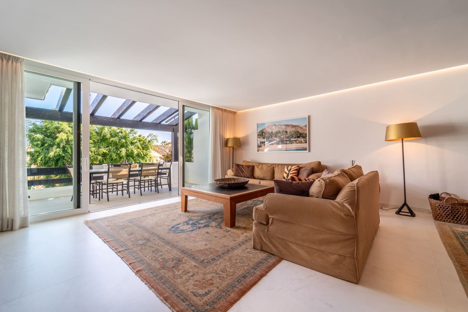 Ático de 3 habitaciones en Marbella en venta con piscina garaje - 6.450.000 € (Ref: 9770408)