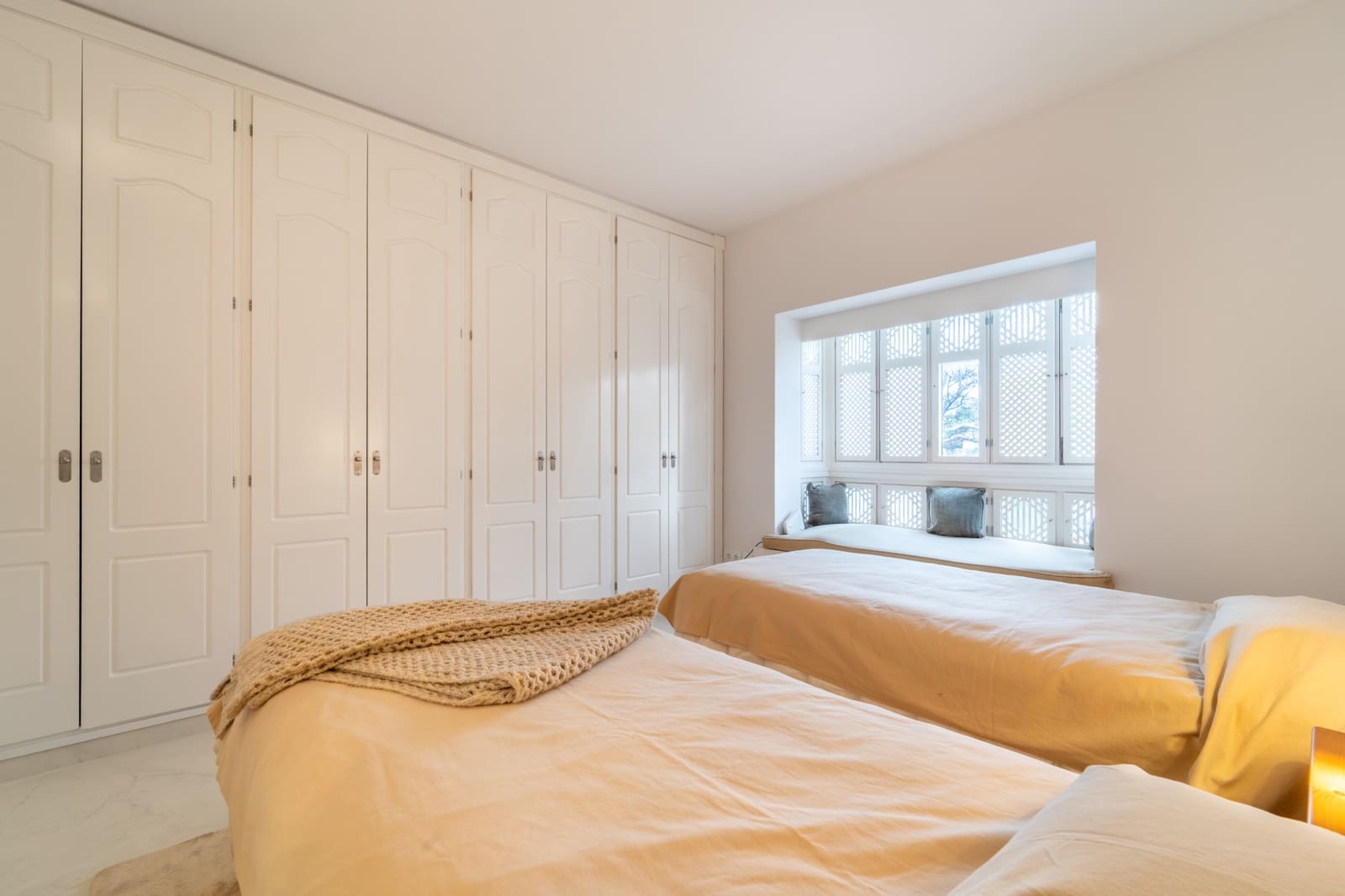3 soverom Penthouse til salgs i Marbella med svømmebasseng garasje - € 6 450 000 (Ref: 9770408)