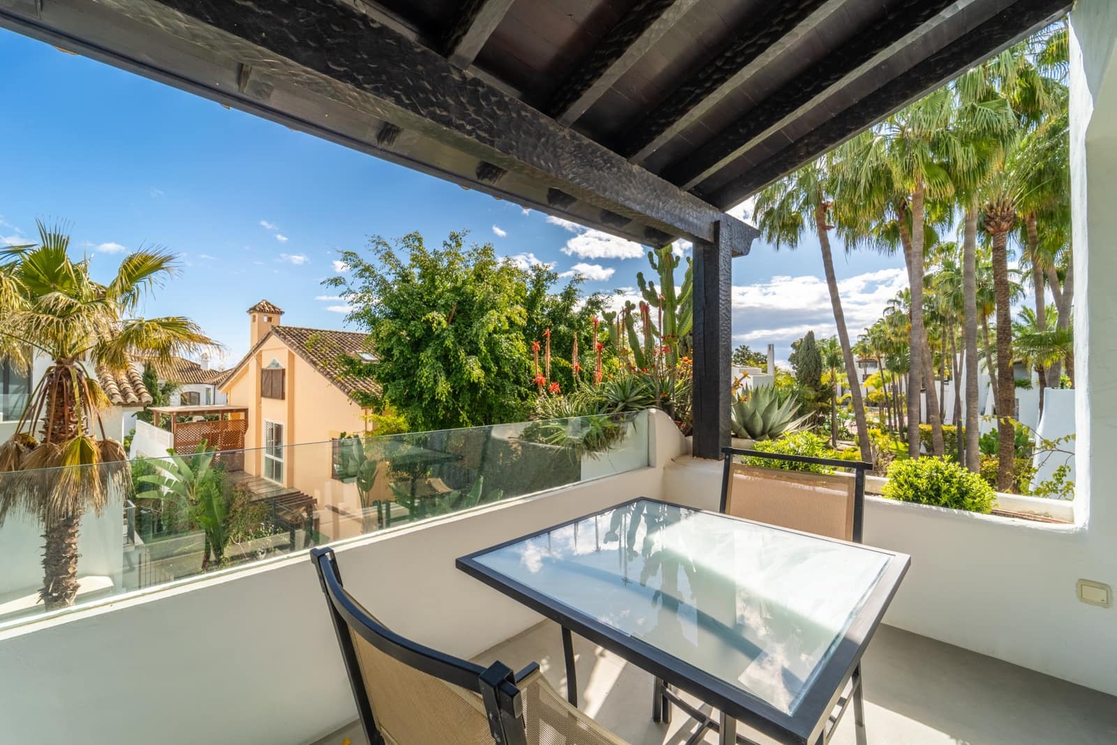 3 soverom Penthouse til salgs i Marbella med svømmebasseng garasje - € 6 450 000 (Ref: 9770408)