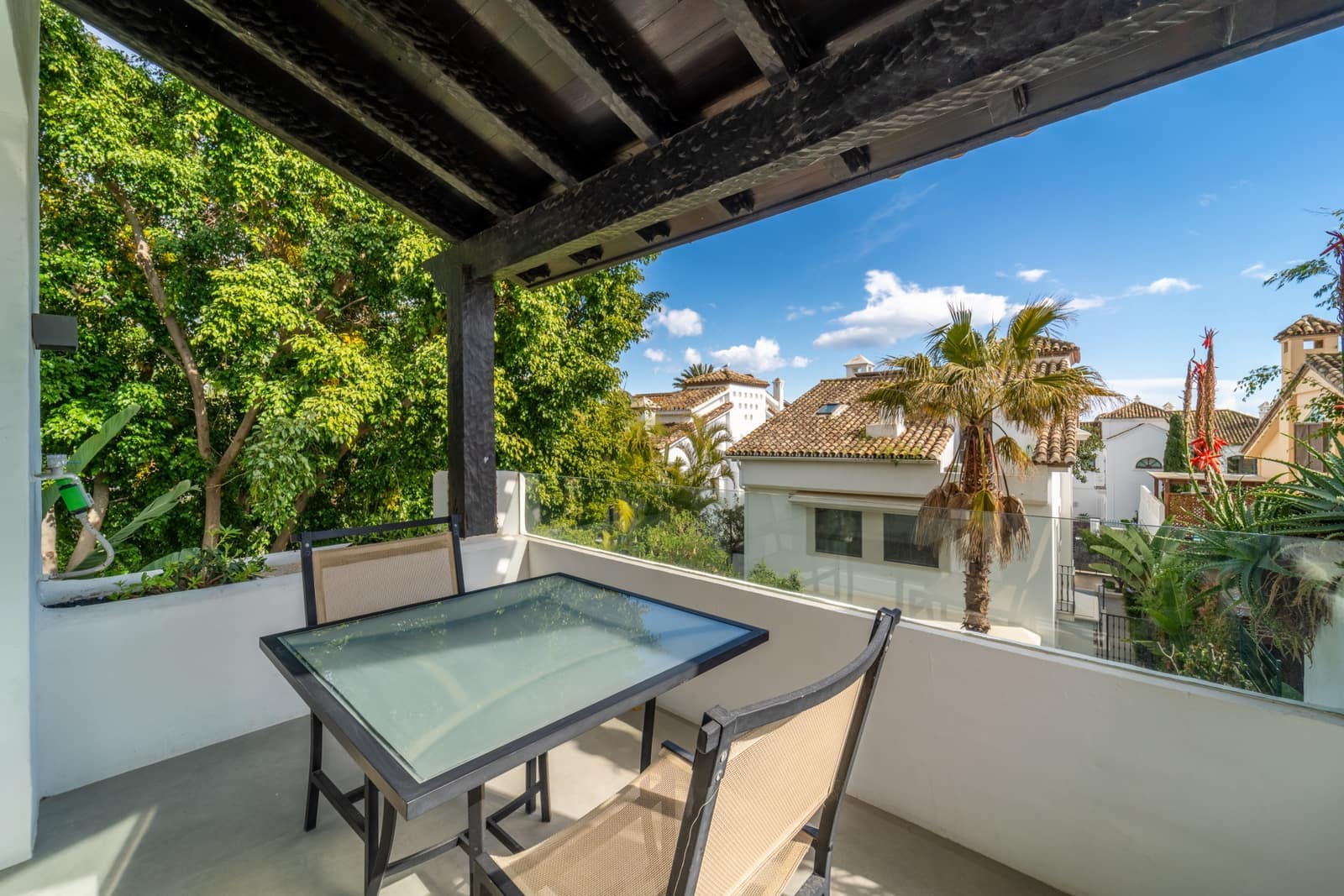 3 soverom Penthouse til salgs i Marbella med svømmebasseng garasje - € 6 450 000 (Ref: 9770408)