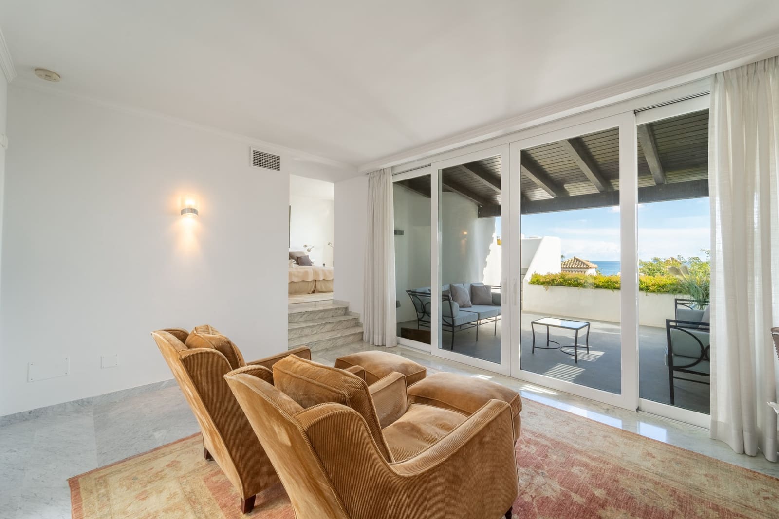 3 bedroom Penthouse for sale in Marbella with pool garage - € 6,250,000 (Ref: 9770408)