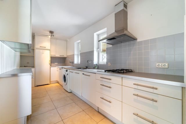 4 soveværelse Villa til salg i Nueva Andalucia, Marbella med swimmingpool garage - € 2.195.000 (Ref: 9770409)