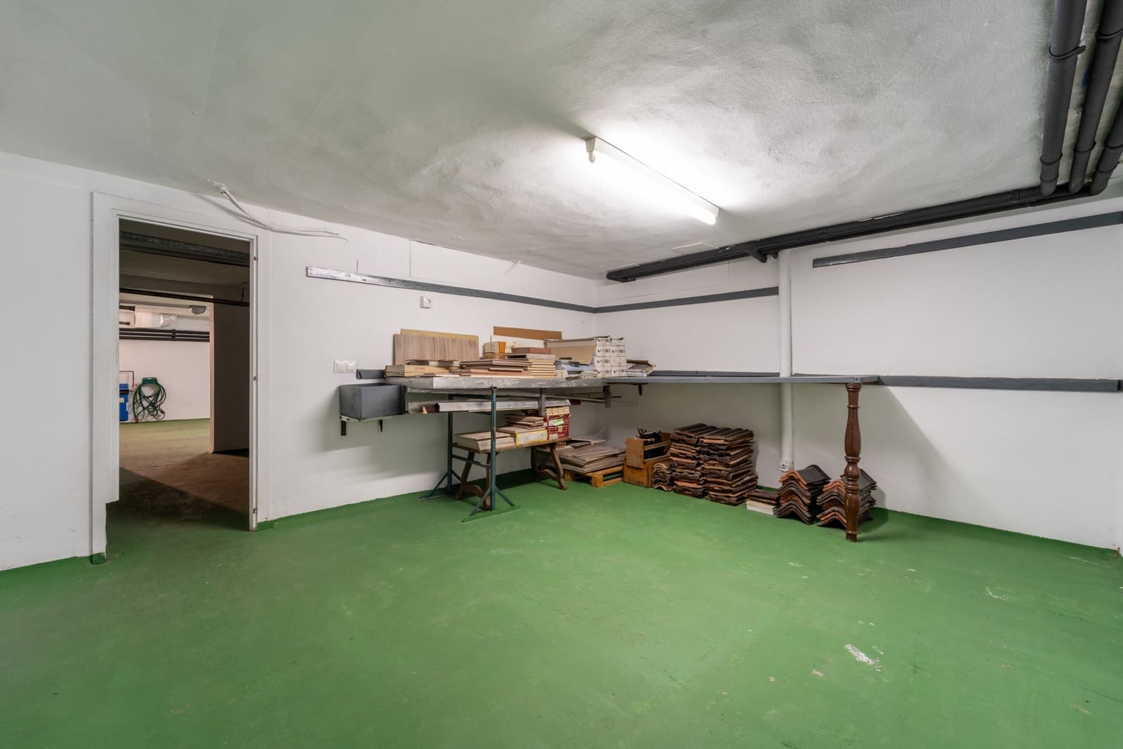 4 bedroom Villa for sale in Nueva Andalucia with pool garage - € 2,195,000 (Ref: 9770409)