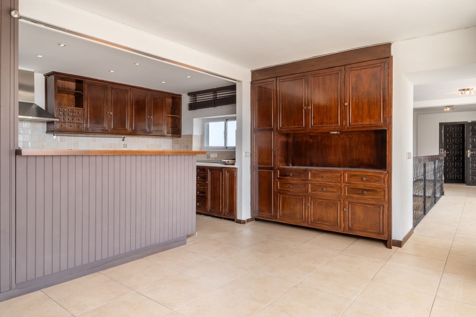 4 Zimmer Villa zu verkaufen in Nueva Andalucia mit Pool Garage - 2.195.000 € (Ref: 9770409)