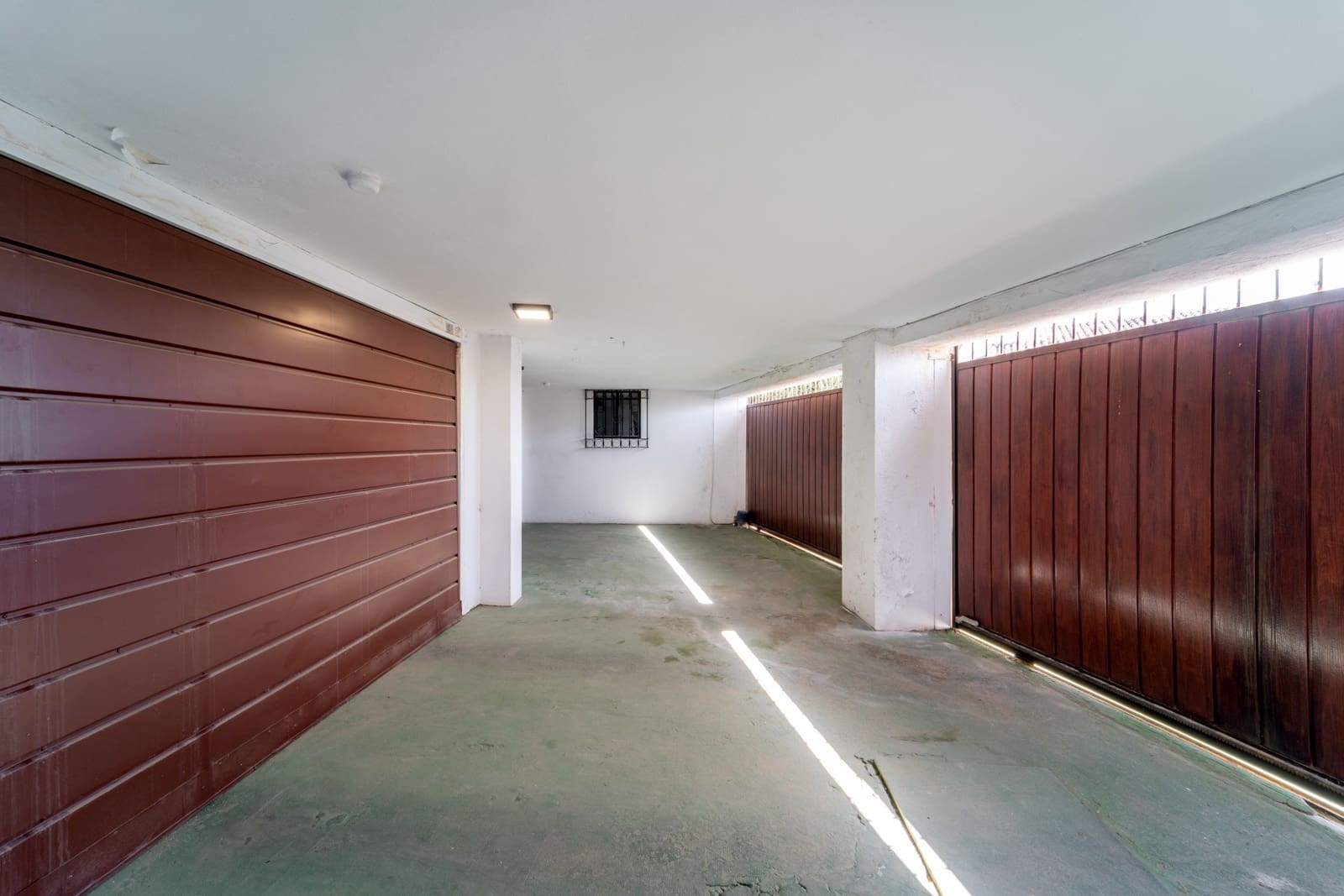 4 Zimmer Villa zu verkaufen in Nueva Andalucia mit Pool Garage - 2.195.000 € (Ref: 9770409)