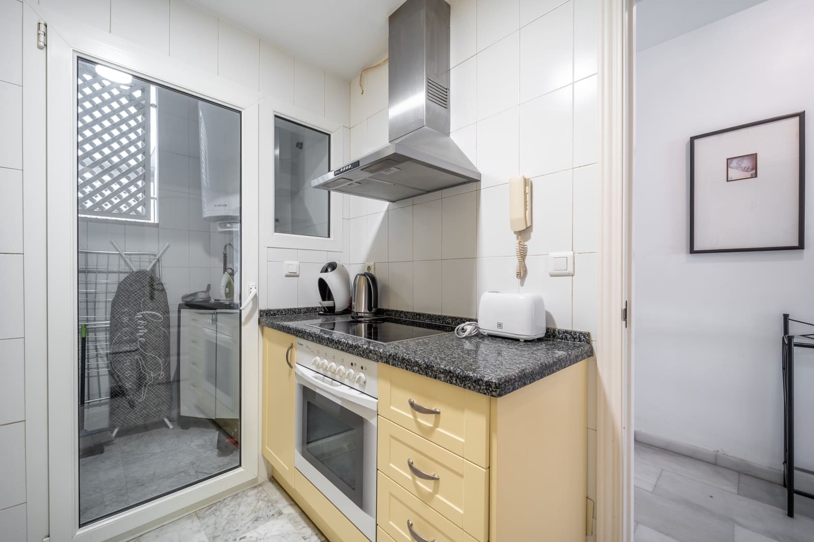 2 sypialnia Apartament na sprzedaż w Marbella z basenem garażem - 695 000 € (Ref: 9777850)