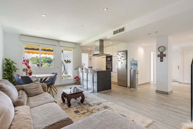 3 soverom Penthouse til salgs i Marbella med svømmebasseng garasje - € 675 000 (Ref: 9777851)