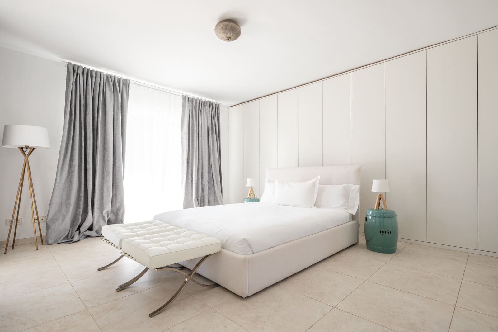 Villa/Maison de 4 chambres de location de vacances à Golden Mile avec piscine garage - 8 400 € (Ref: 9778604)