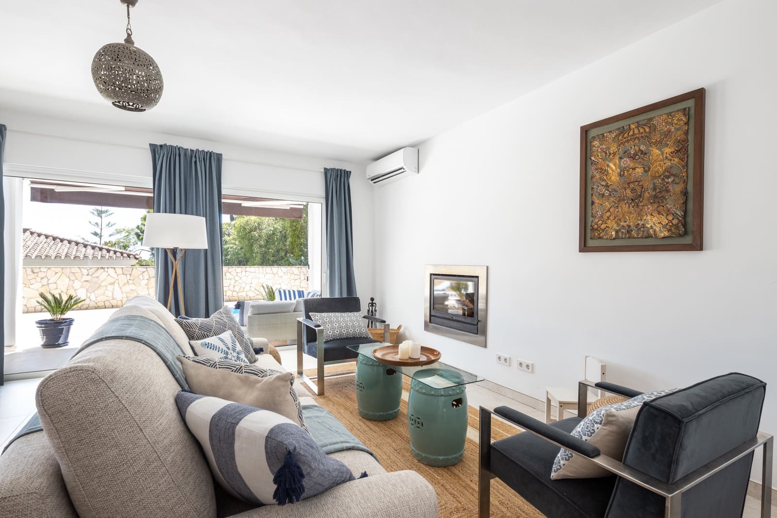 Villa/Maison de 4 chambres de location de vacances à Golden Mile avec piscine garage - 8 400 € (Ref: 9778604)