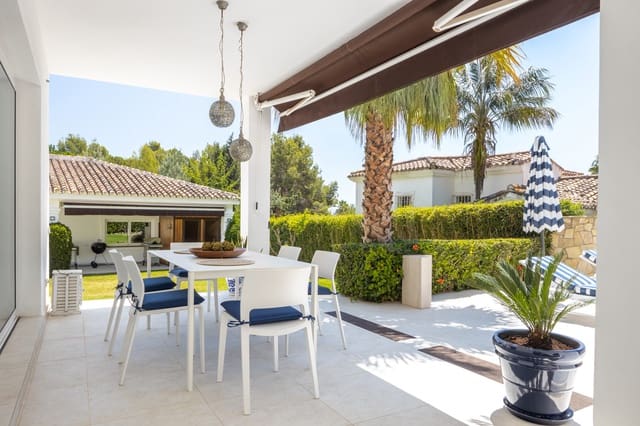 Villa/Maison de 4 chambres de location de vacances à Sierra Blanca, Marbella avec piscine garage - 8 400 € (Ref: 9778604)