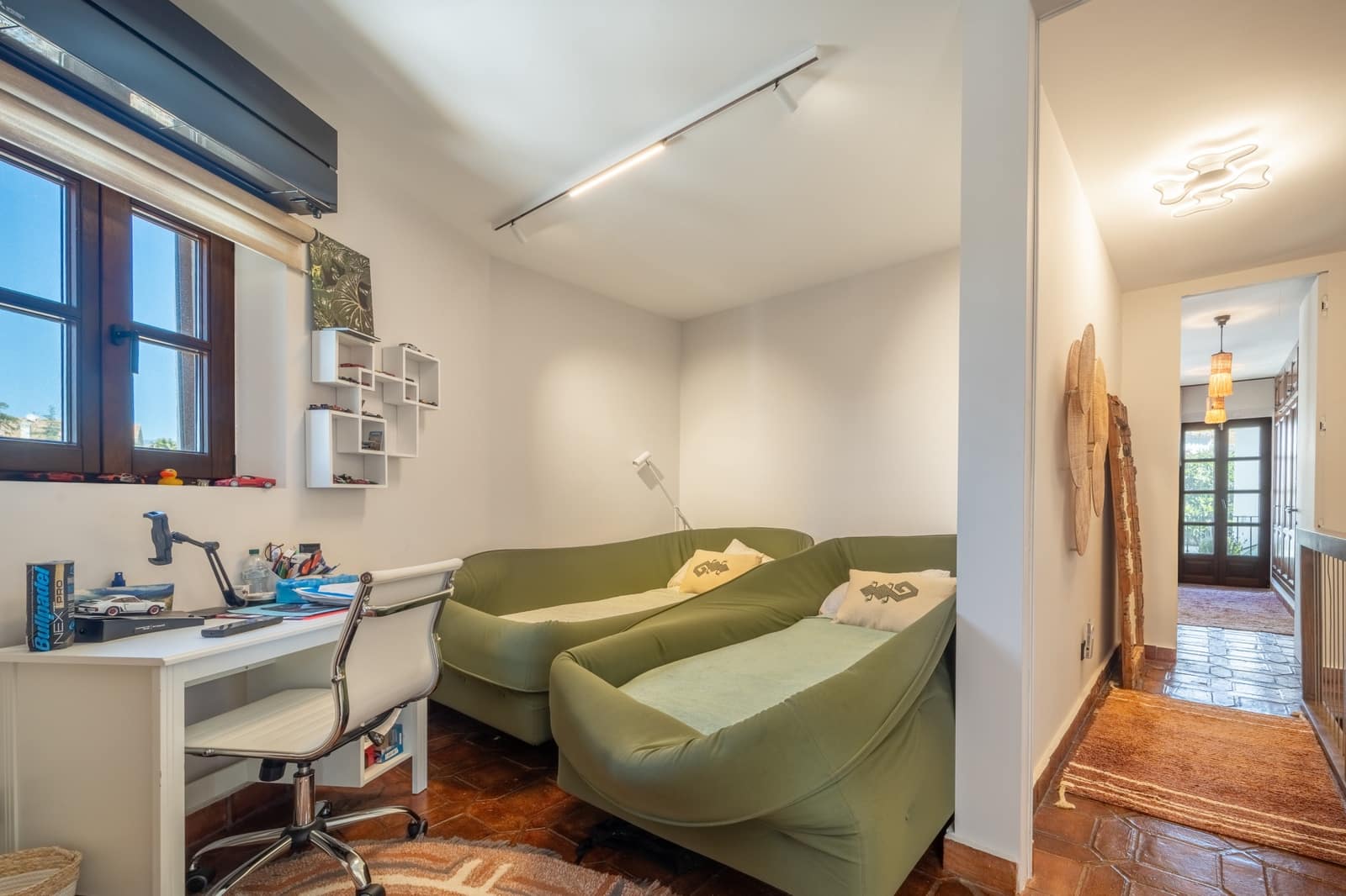 3 chambre Maison de Ville à vendre à Marbella avec piscine - 1 195 000 € (Ref: 9783175)